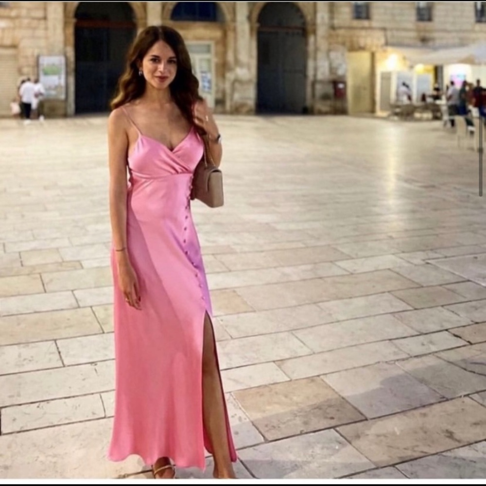 ❌SOLD❌ Zara satin midi dress - Picture 7 of 9